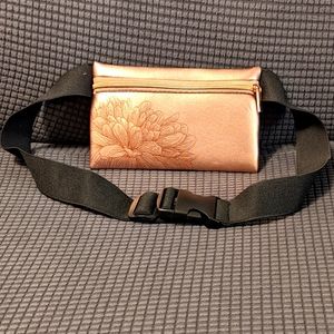 Workout waist bag